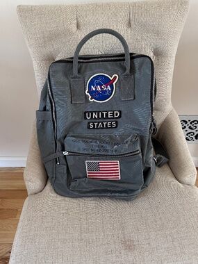 Red Canoe United States NASA Backpack Gray w/ Patches Training Rocket Science